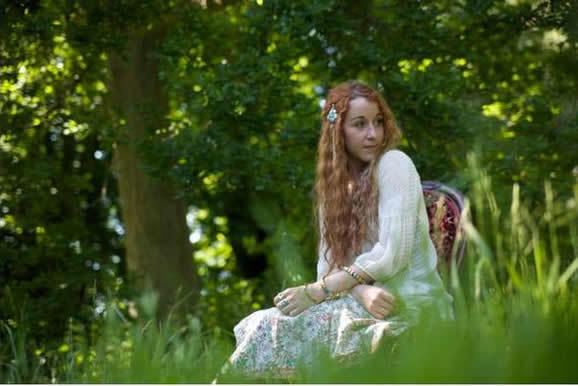 Megan Henwood Megan Henwood releases new single Folk Radio UK