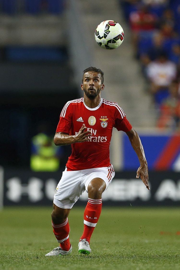 Mehdi Carcela-González The new N39Golo Kante Leicester chasing Benfica midfielder Mehdi