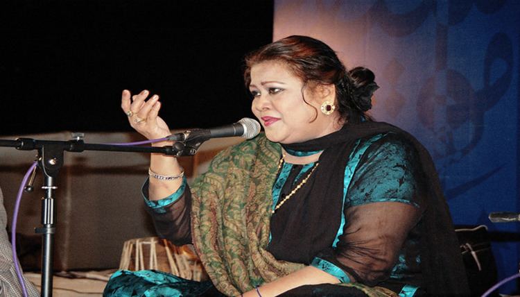 Mehnaz Begum Third death anniversary of singer Mehnaz Begum today PEACE