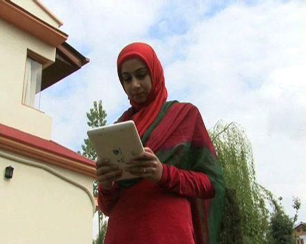 Mehvish Mushtaq Kashmiri Girl develops first android app for Kashmir Video