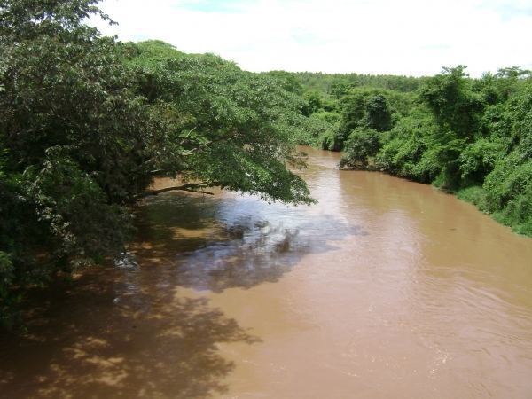 Meia Ponte River httpsuploadwikimediaorgwikipediacommons22