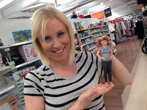 Mel Barham Mel Barham on Twitter quotHere it ismy 8 inch mini me thanks to a