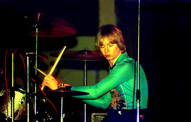 Mel Pritchard 1975 6 Barclay James Harvest Mel Pritchard drums