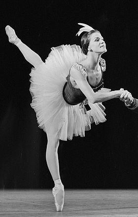 Melissa Hayden (dancer) httpsuploadwikimediaorgwikipediacommonsthu