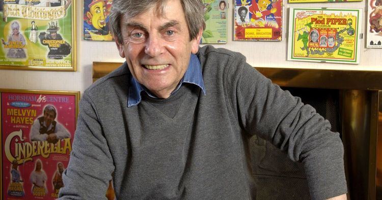 Melvyn Hayes It Aint Half Hot Mum star Melvyn Hayes on the heart bypass that