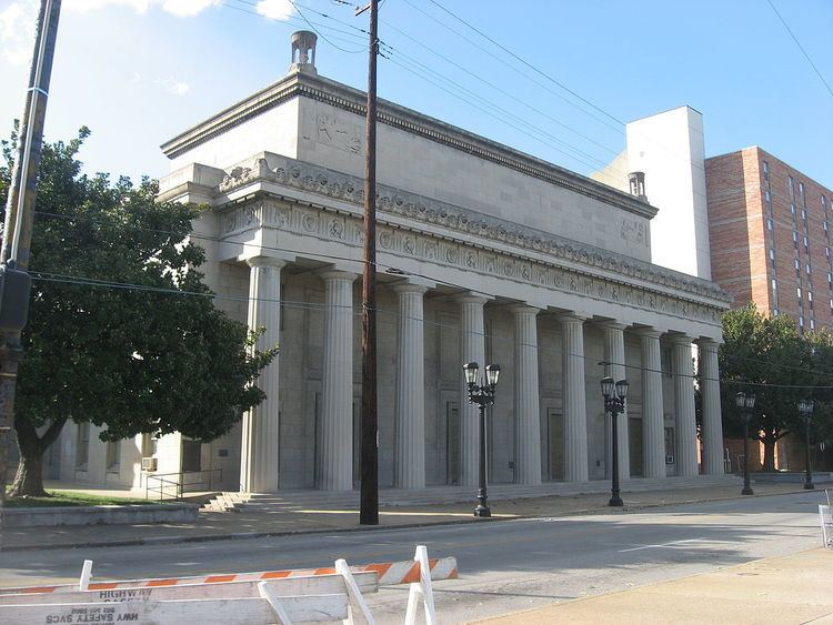 Memorial Auditorium (Louisville, Kentucky)
