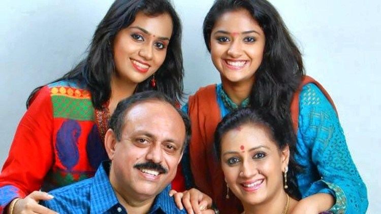 Menaka (actress) family photo
