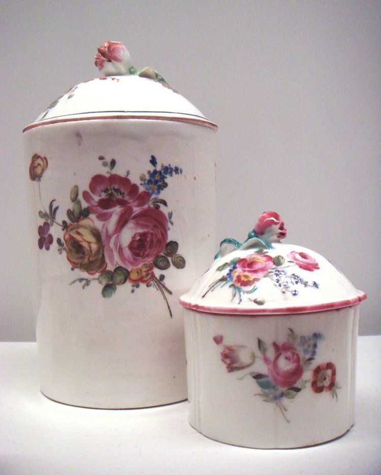 Mennecy-Villeroy porcelain