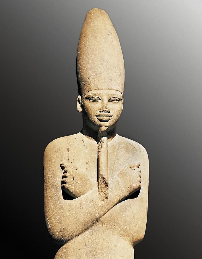 Mentuhotep III Osiriphorm Statue Of Mentuhotep IIi Photograph by Everett