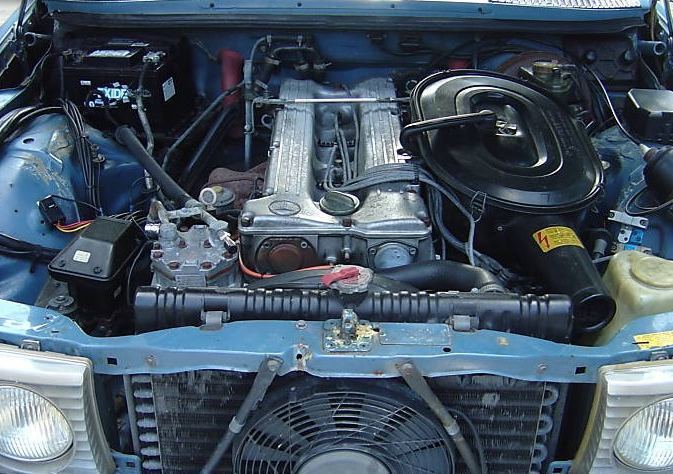 Mercedes-Benz M110 engine