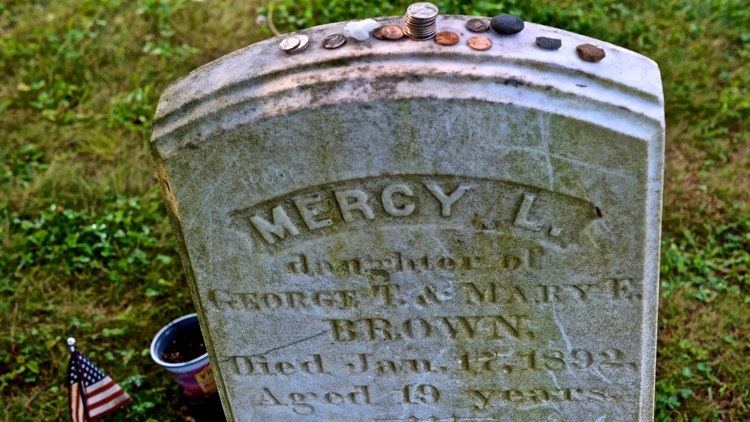 Mercy Brown vampire incident Mercy Brown Vampires Grave RI YouTube