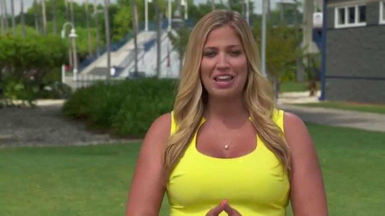 Meredith Marakovits wearing a yellow sleeveless shirt while reporting