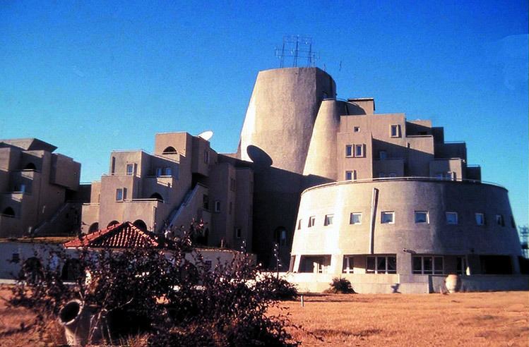 Merih Karaaslan Peri Tower Oteli 1989 96 Kapadokya Mimari tasarm Nuran nsal