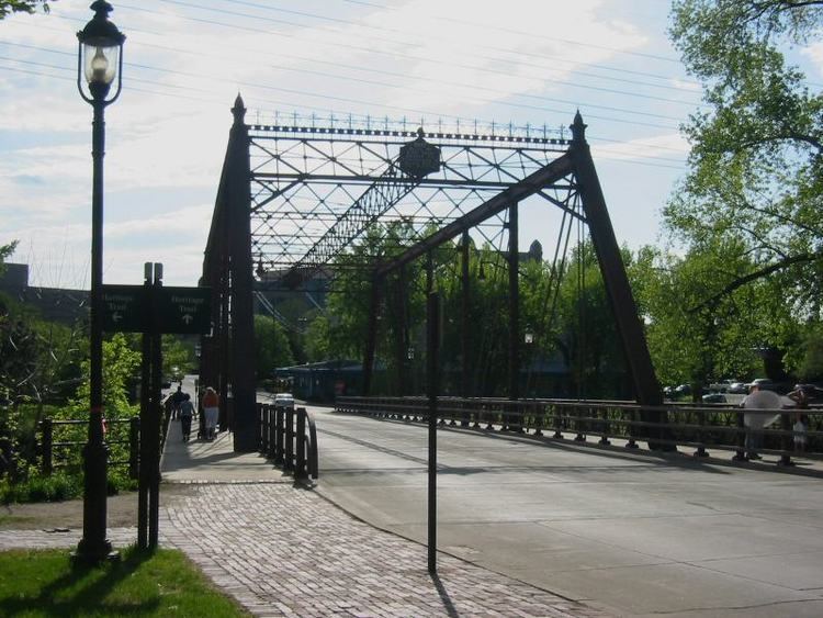 Merriam Street Bridge