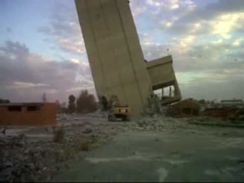 Merriespruit tailings dam disaster Merriespruit 3 Shaft M3 Demolition of headgear YouTube