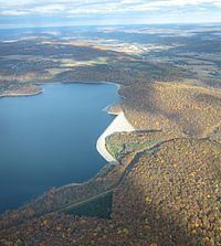 Merrill Creek Reservoir httpsuploadwikimediaorgwikipediacommonsthu