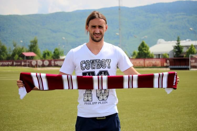 Mersudin Ahmetović Mersudin Ahmetovi prvo pojaanje FK Sarajeva za sezonu 201617