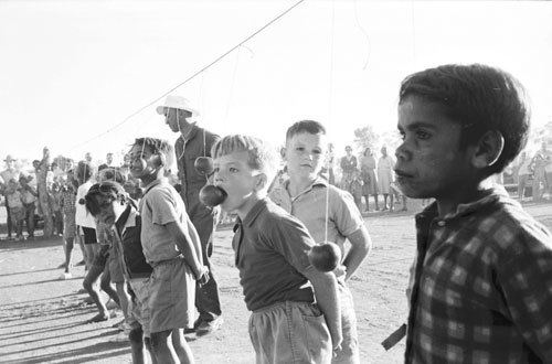 Mervyn Bishop Snap happy Dubbo Photo News Dubbo Weekender