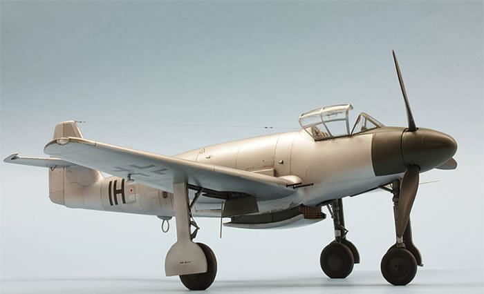 Messerschmitt Me 509 Trumpeter39s 148 scale Messerschmitt Me 509 by Roland Sachsenhofer