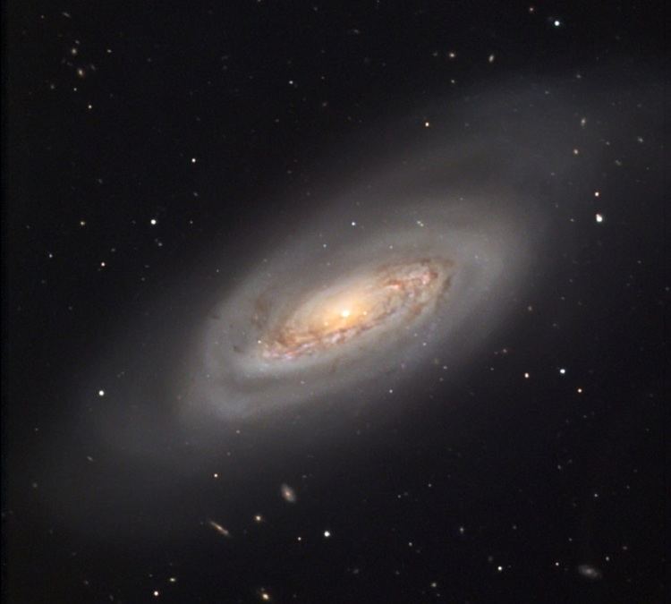 Messier 90 Messier 90 a large spiral galaxy in Virgo Anne39s Astronomy News