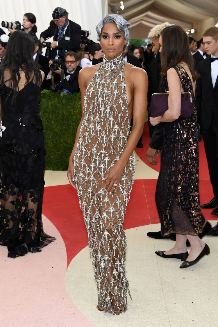 Met Gala Red Carpet Dresses at Met Gala 2016 Dresses and Gowns From the Met