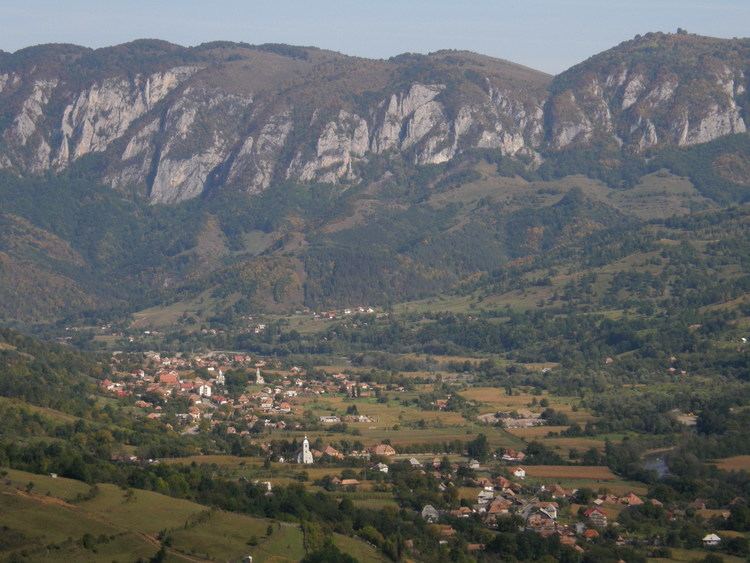 Metaliferi Mountains romanianturismcomwpcontentuploads20130618G
