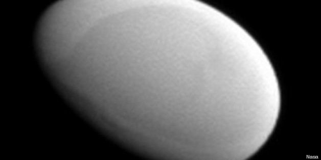 Methone (moon) Saturn39s Moon Methone Is Small Oval And Made Of Fluff PICTURE