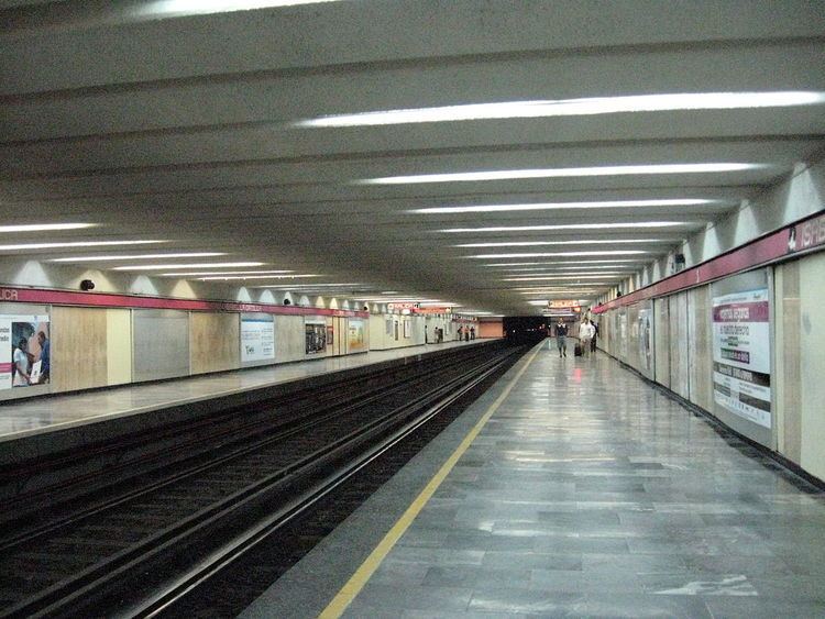 Metro Isabel la Católica