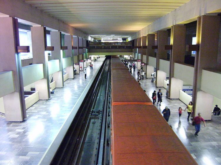Metro Tacubaya