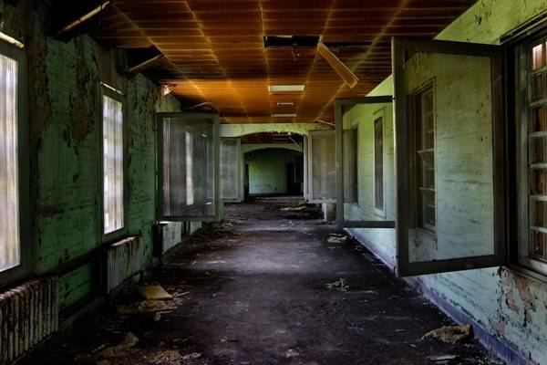 Metropolitan State Hospital (Massachusetts) Metropolitan State Hospital an Abandoned Psychiatric Hospital in
