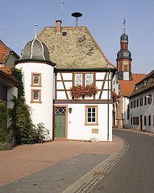 Mettenheim, Rhineland-Palatinate httpsuploadwikimediaorgwikipediacommonsthu