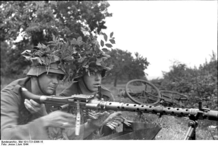 MG 34