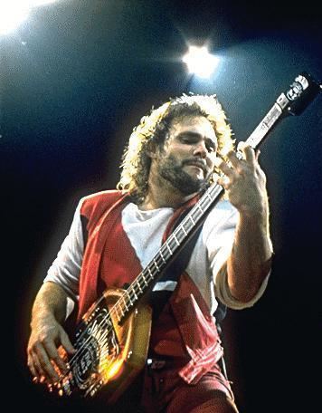 Michael Anthony (musician) Michael Anthony Reveals His Favorite Van Halen Albums Van Halen