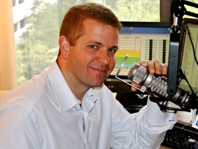 Michael Berry (radio host) Conservative talker Michael Berry says he went into gay bar for th