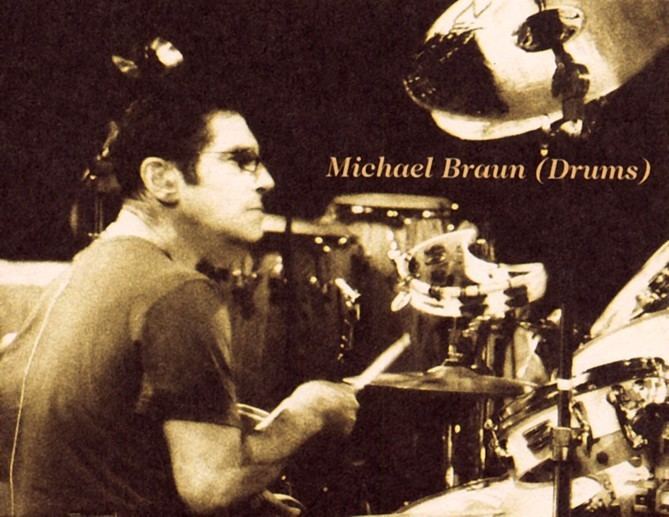 Michael Braun (drummer) HallOates Band Michael Braun