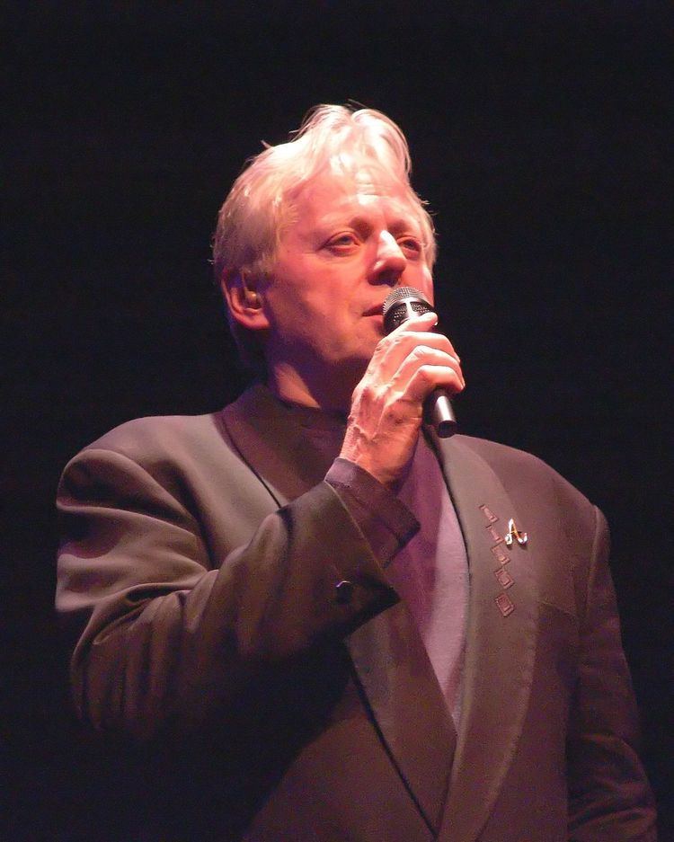 Michael Burgess (singer) httpsuploadwikimediaorgwikipediacommonsthu