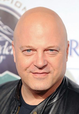 Michael Chiklis statictvgcdnnetmediabingalleriescelebritiesm