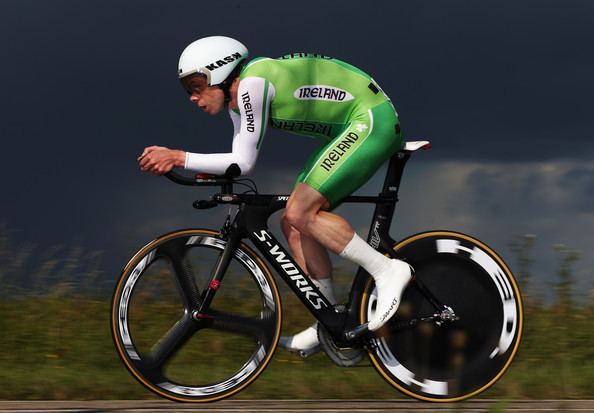 Michael Hutchinson (cyclist) Irish TT Champ Michael Hutchinson wins British National TT