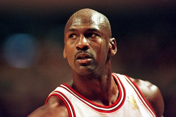 Michael Jordan Is it Michael Jordan or LeBron James