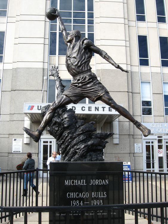 Michael Jordan statue Michael Jordan statue United Center Chicago Pinterest United