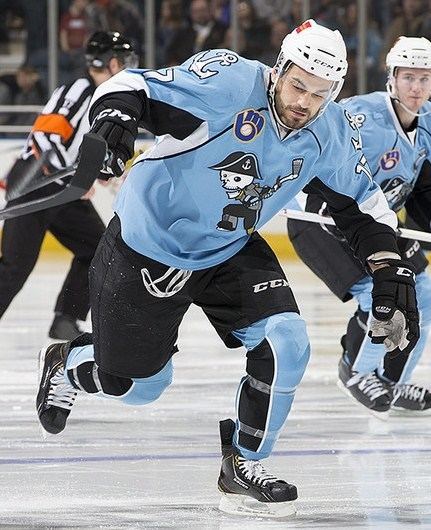 Michael Liambas Michael Liambas Signs 1 Year Extension With Milwaukee Admirals OHL