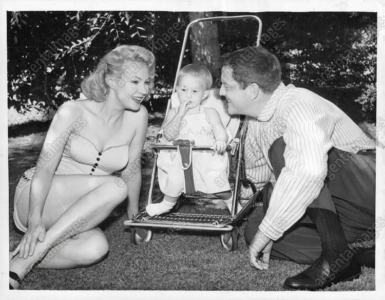 Michael O'Shea (actor) Virginia with her husband and daughter VIRGINIA MAYO 19202005