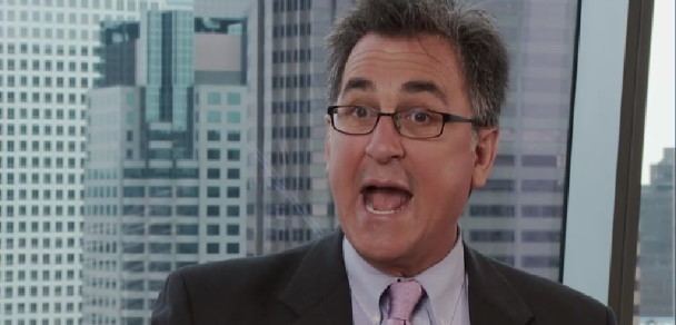 Michael Pachter Michael Pachter chooses the Xbox to win the next
