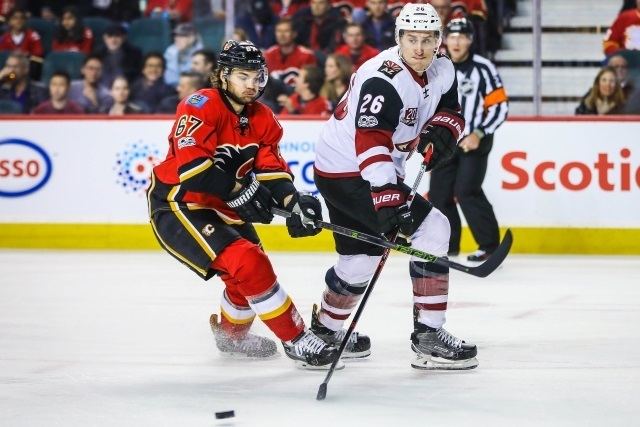 Michael Stone (ice hockey) NHL Trade Arizona Coyotes Trade Michael Stone To The Calgary Flames
