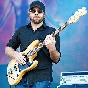Michael Todd (musician) Michael Todd Ex Coheed Cambria Admits To Scamming Fans Under