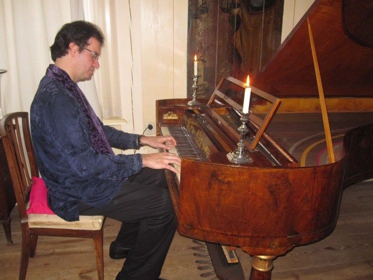 Michael Tsalka Michael Tsalka early keyboard performer amp pianist