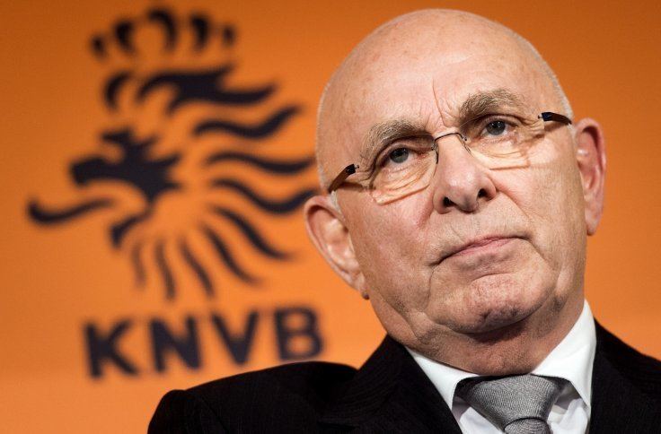 Michael van Praag Michael van Praag withdraws from Fifa presidential race