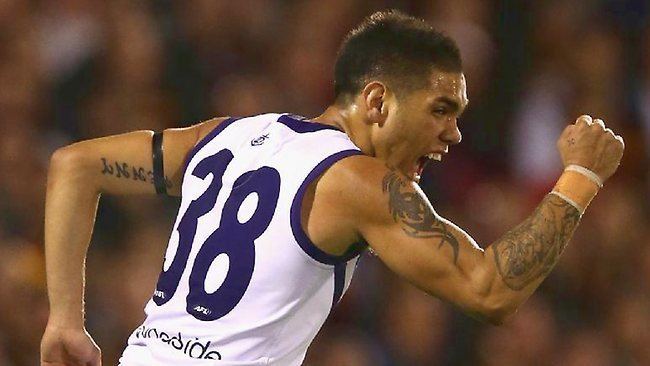 Michael Walters Fremantle Dockers resign forward Michael Walters