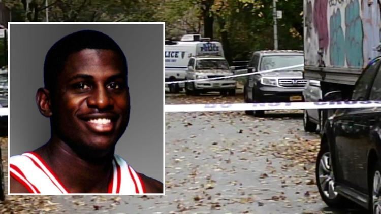 Michael Wright (basketball) Michael Wright former Chicago high school basketball star found