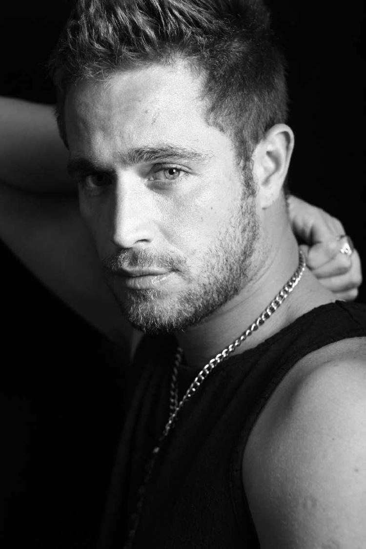 Michel Brown Postere Michel Brown